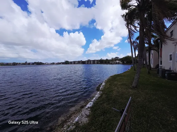 20130 NE 3rd Ct, Miami, FL 33179