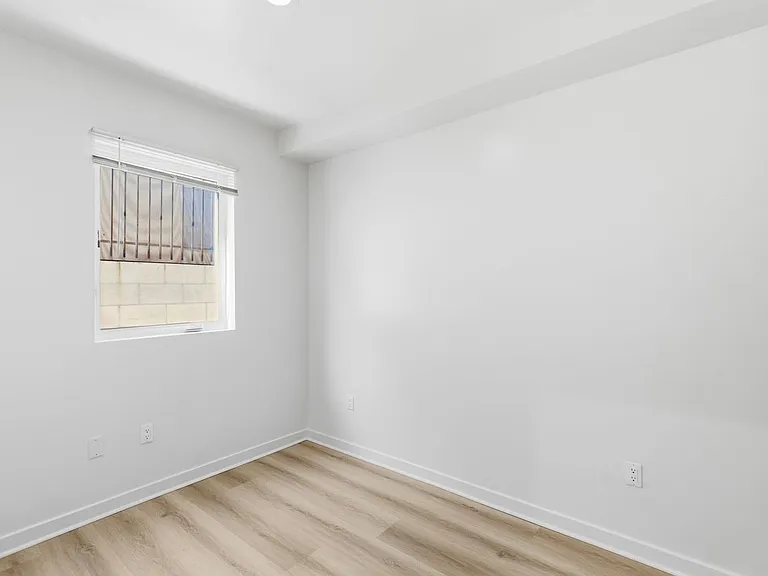 2025 New Jersey Street — Photo 7