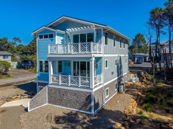 6785 Glen Ave, Gleneden Beach, OR 97388