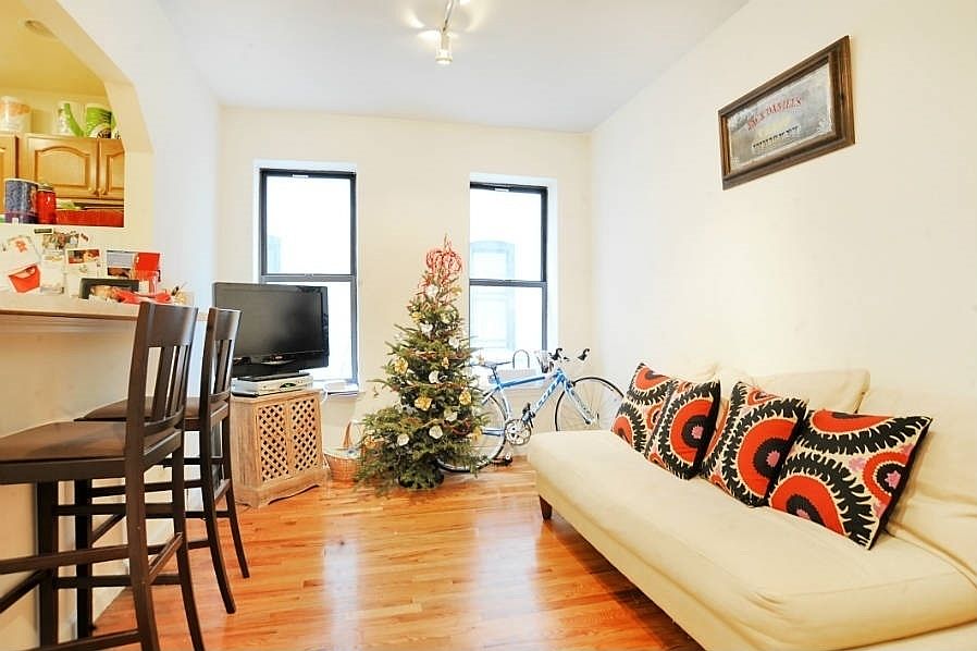 1st image of 332 E 67th St APT 16