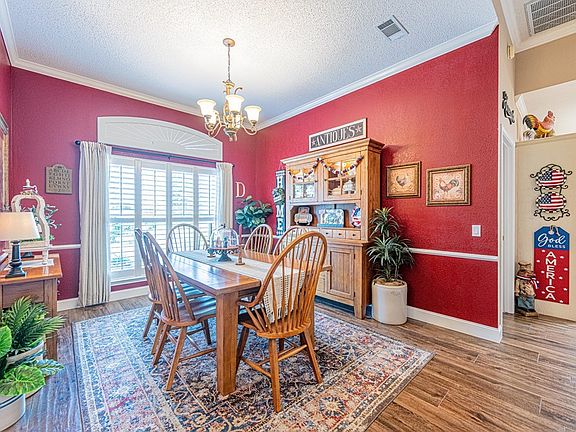 3rd image of 4904 Hillsboro Ct