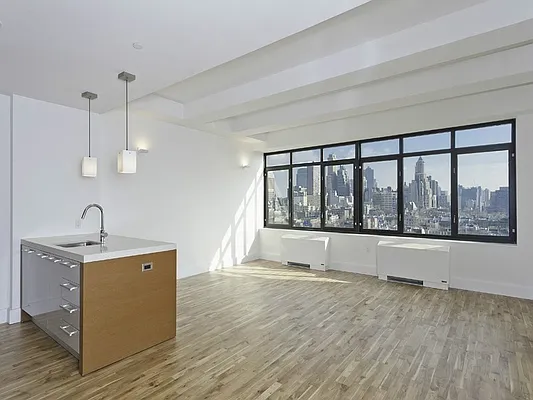 Sold by Sotheby's International Realty | media 19