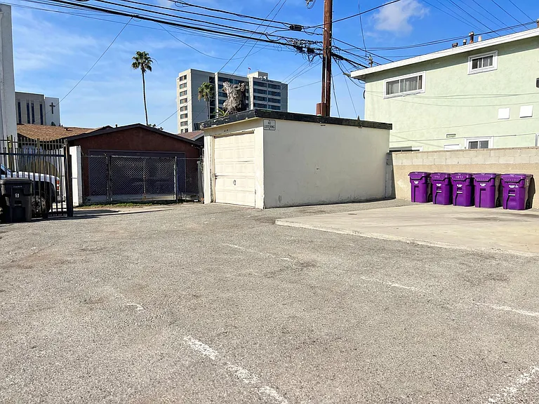 1071 Olive Ave #5 — Photo 12