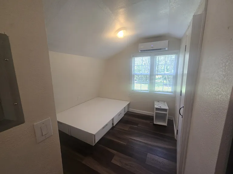 this is the bedroom with the mattress base