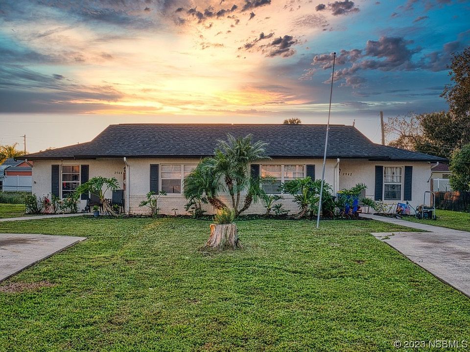 1st image of 2942 & 2944 India Palm Dr