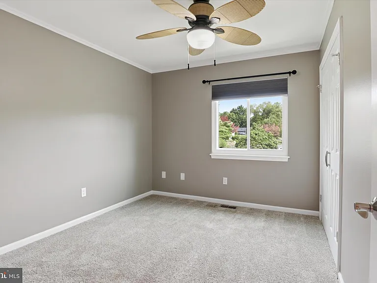 7264 Twilight Ct — Photo 30