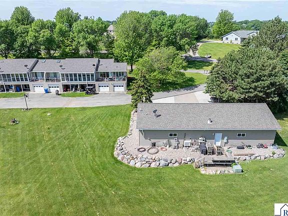 3rd image of 6105 Shamrock Dr