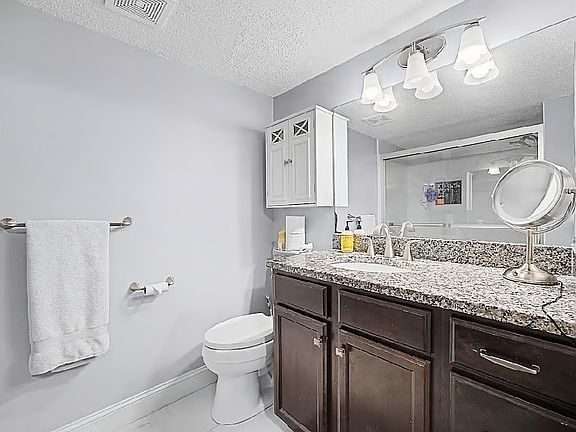 5th image of 4735 Hedgemore Dr Unit M