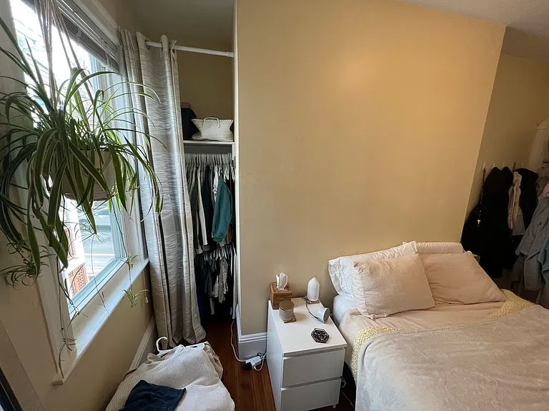 48 Lowell St #2 — Photo 12