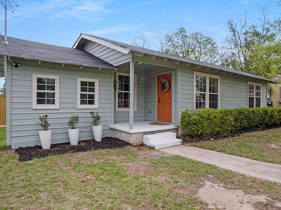 1st image of 1925 Cushing Dr