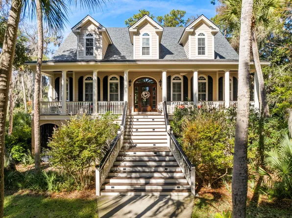 3079 Baywood Dr, Johns Island, SC 29455