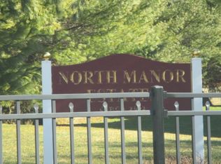 137 Larsen Dr #37, Amityville, NY 11701