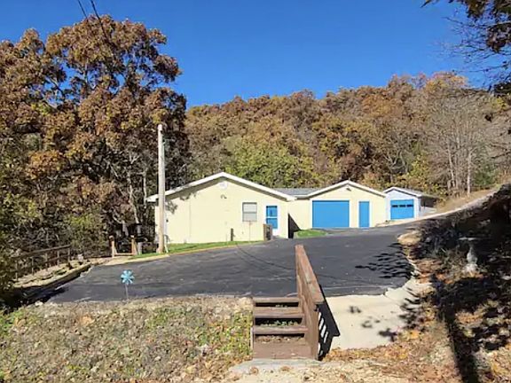 4th image of 31230 Smiley Rd