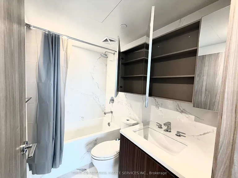 27 McMahon Dr #2203 — Photo 9