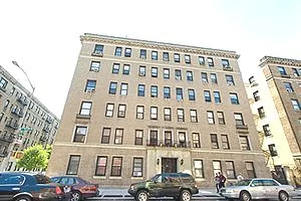 Sold by Douglas Elliman | media 2
