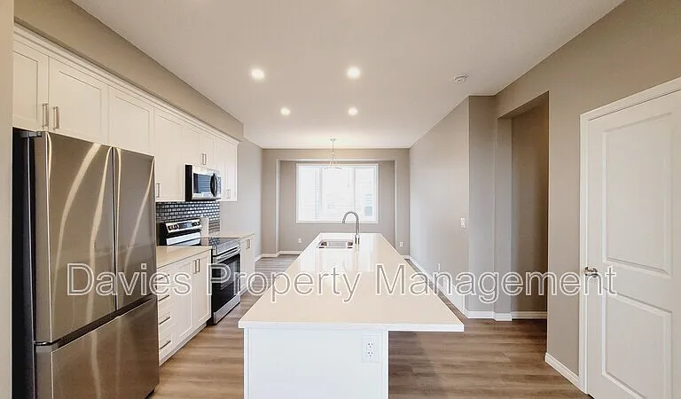 2072 Wonnacott Way SW #82 — Photo 6