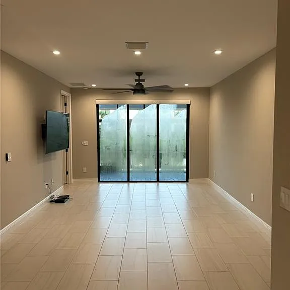 7553 Carnegie Way — Photo 4