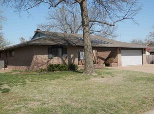 2045 Windmill Ln, Enid, OK 73703