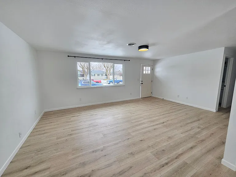 1804 S Turnagin Pl — Photo 3