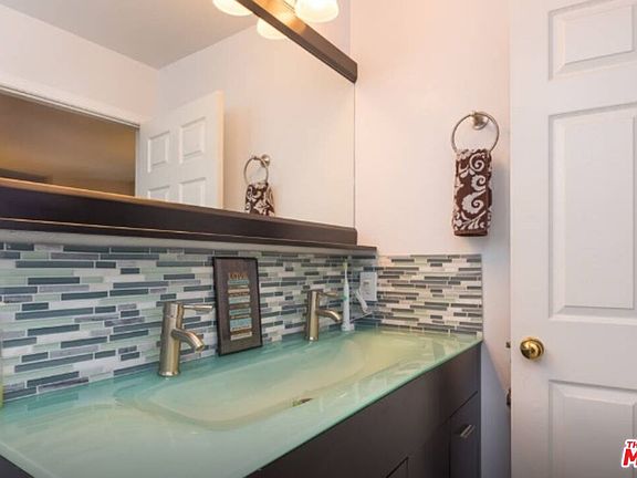 4th image of 11707 Acacia Ave Unit 4