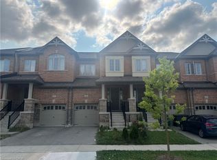 60 Reistwood Dr, Kitchener, ON N2R0N8
