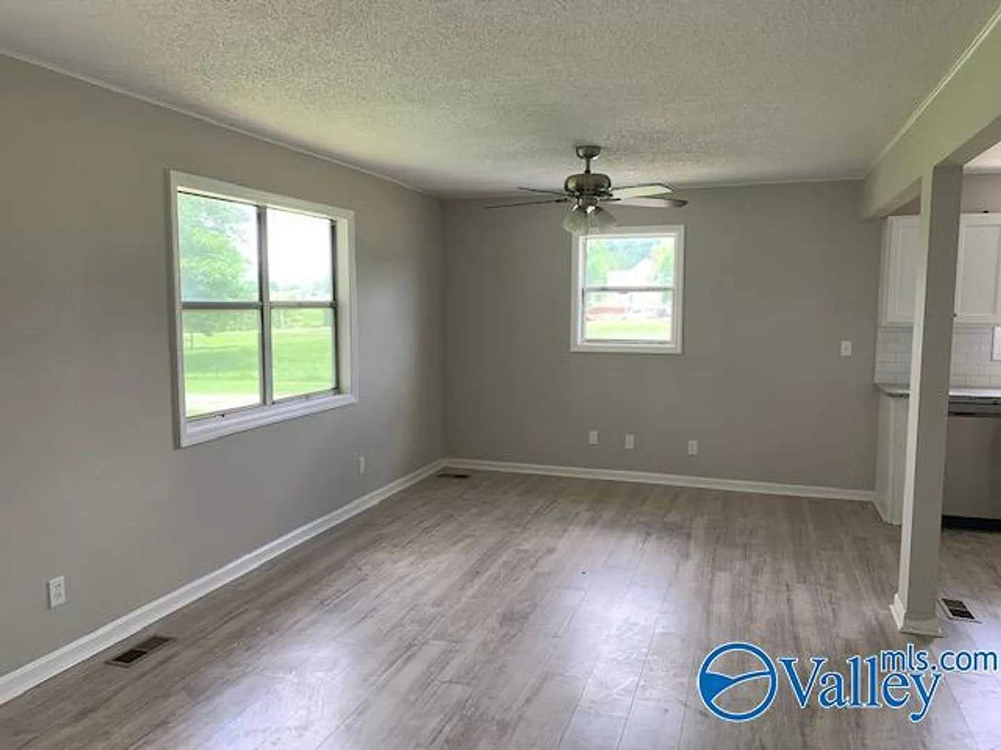 Lovely 3 Bedroom Cottage - Gurley — Photo 2
