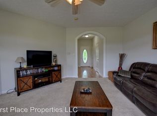 3081 Cummins Ferry Rd, Versailles, KY 40383