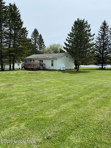 2nd image of 233 Lake Road