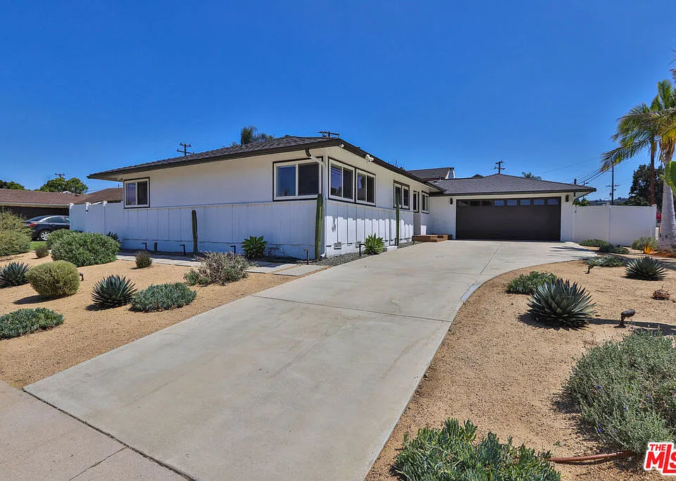 12831 Red Hill Ave