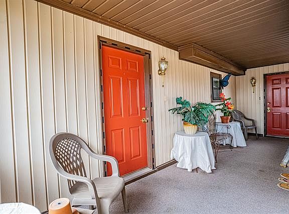 4th image of 808 Flamingo Rd