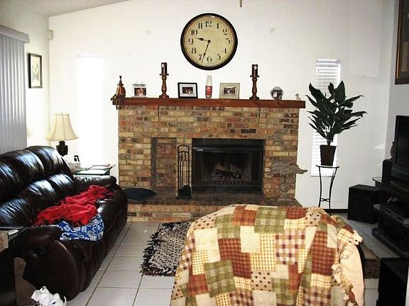 3rd image of 6841 Alpert Dr
