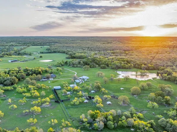 1692 High Way #79, Rockdale, TX 76567