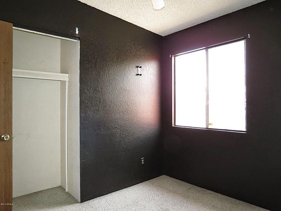 3rd image of 7072 N Northlight Dr