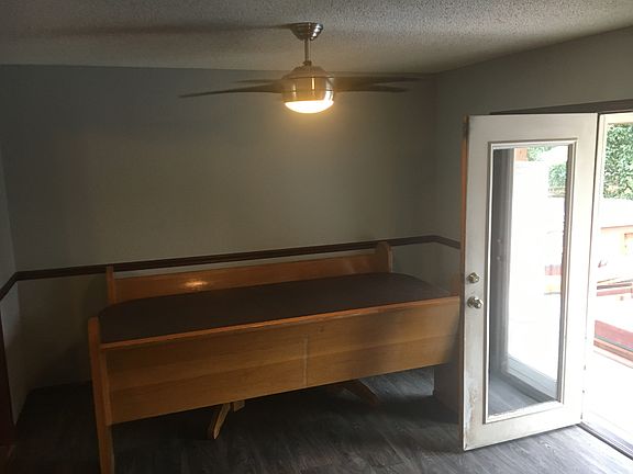 4th image of 1125 SW Southgate Dr