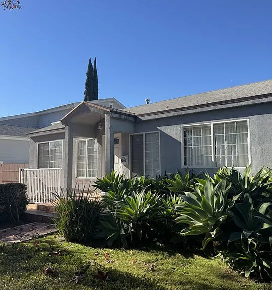4503 Tobias Ave — Photo 1