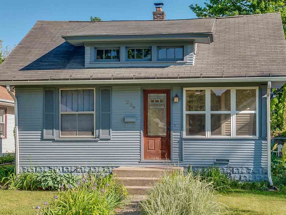 1st image of 226 Tonti St