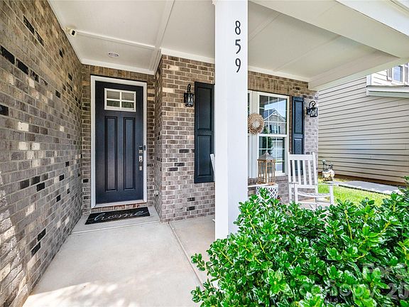 2nd image of 859 Pecan Tree Ln