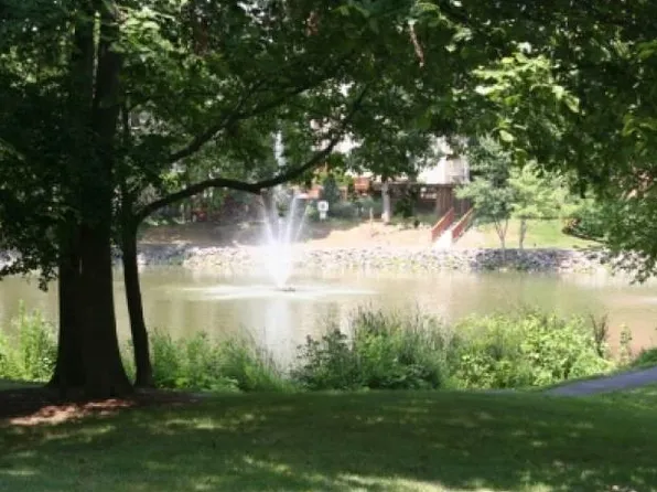 3150 E Anchorway Ct, Falls Church, VA 22042