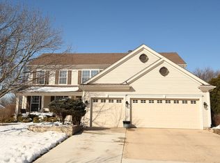 1438 Whitefence Rd, Bartlett, IL 60103