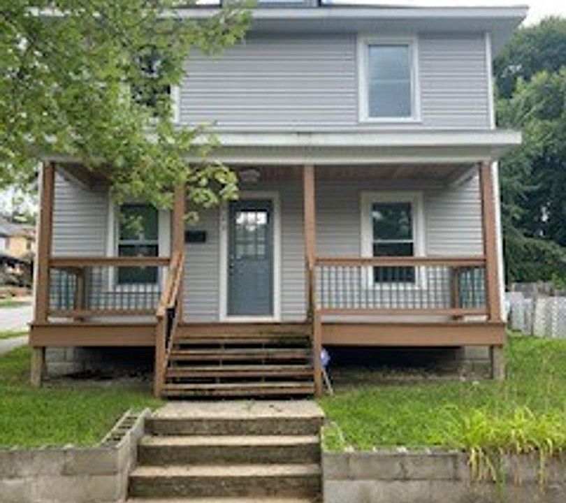 1st image of 920 Sherman St SE