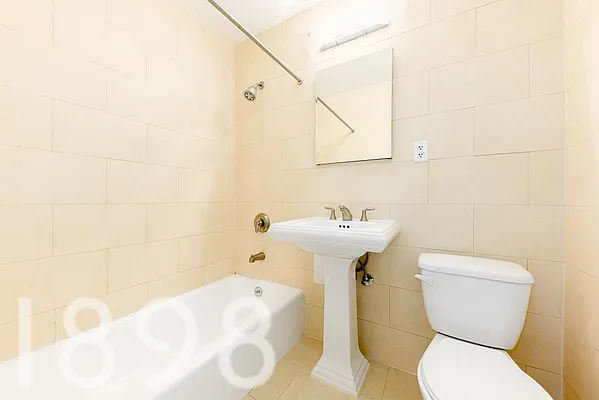 Rented by A&E Real Estate Management | media 5