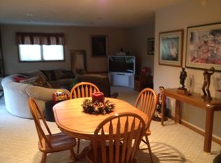 283 Suncrest Ct SW, Grandville, MI 49418