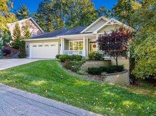 6451 Cedarmere, Traverse City, MI 49686