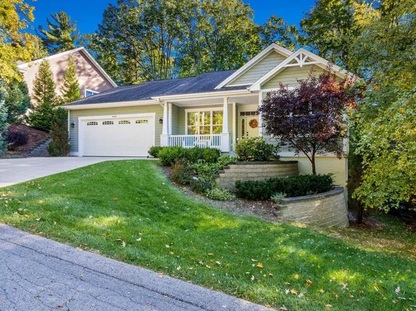 6451 Cedarmere, Traverse City, MI 49686