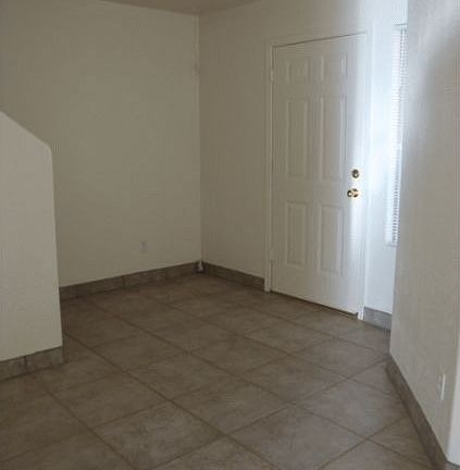 5th image of 2511 W Silver Creek Ln