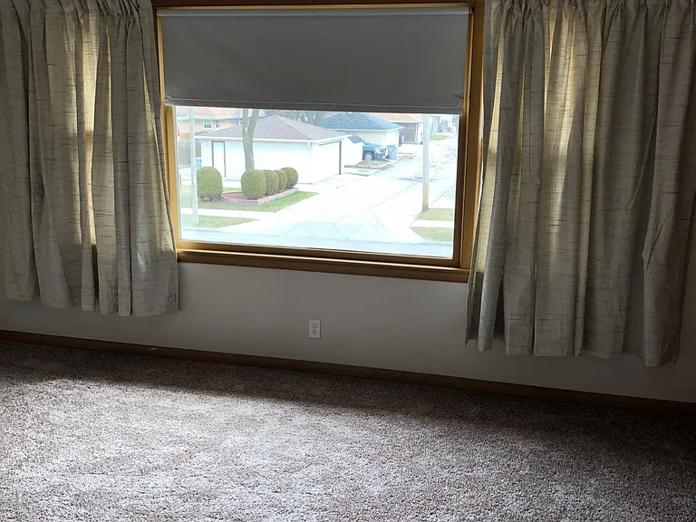 3463 S 79th St #3 — Photo 11