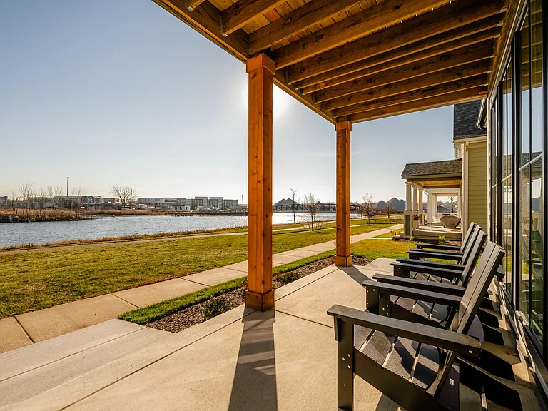 269 Waters Edge Dr — Photo 36