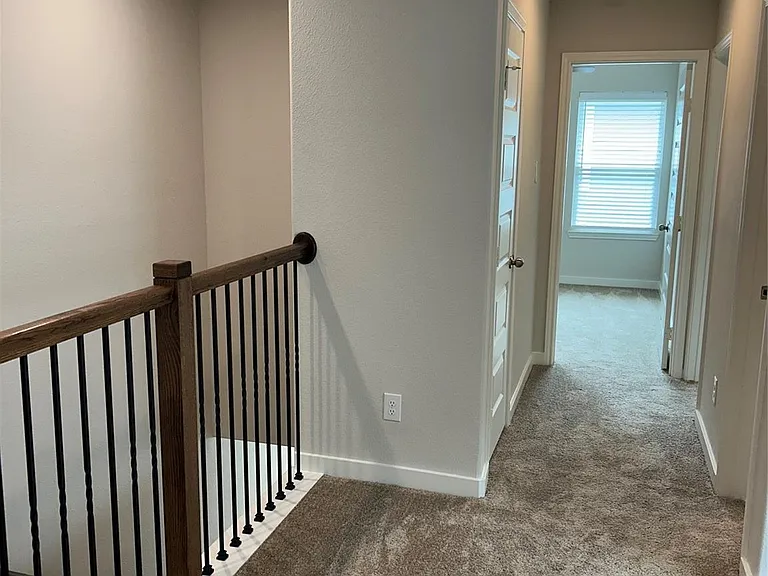 1511 Revolution Way — Photo 21