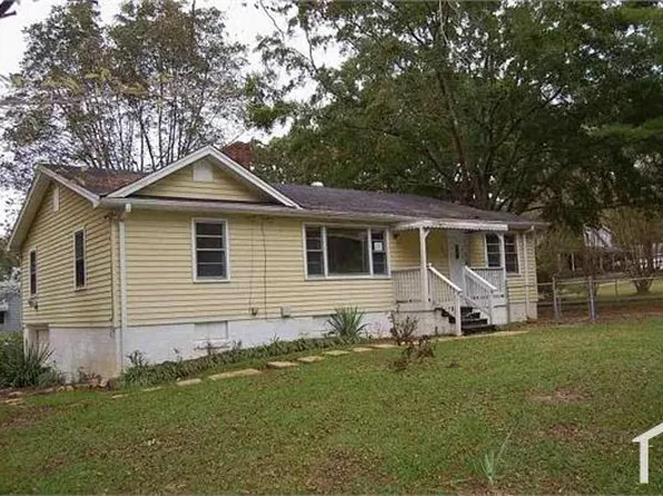 1200 Devine Dr, Birmingham, AL 35214