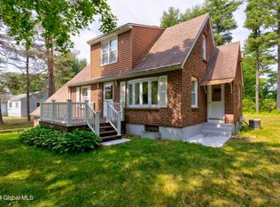 785 Westmoreland Dr, Niskayuna, NY 12309